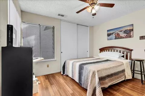 1528 E Castleview Ave, Visalia, CA 93292 photo 27