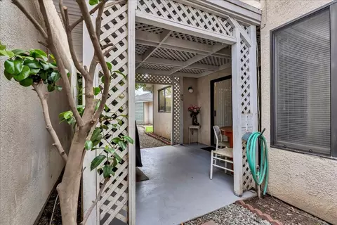 1528 E Castleview Ave, Visalia, CA 93292 photo 40