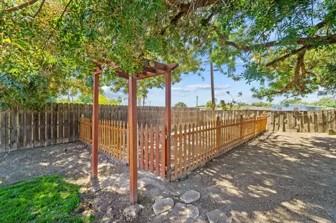 441 W Spring Ln, Lemoore, CA 93245 photo 31