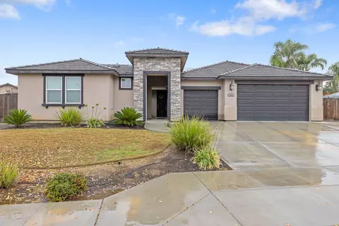2086 Kimberly Pl, Porterville, CA 93257