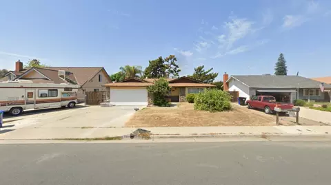 249 S Beverly St, Porterville, CA 93257