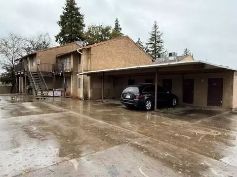 1435 E Douglas Ave, Visalia, CA 93292