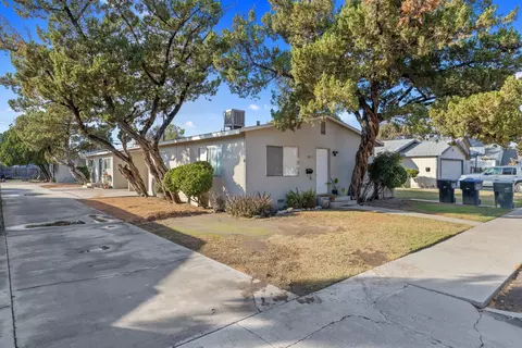 921 S Encina St, Visalia, CA 93277