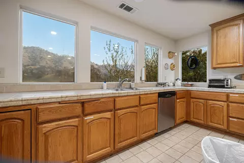 42490 N N Kaweah River Dr, Three Rivers, CA 93271 photo 10