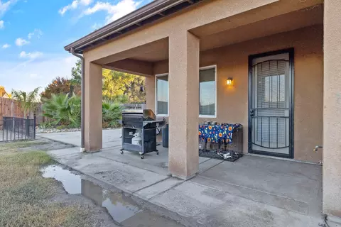 720 Portola St, Lemoore, CA 93245 photo 35