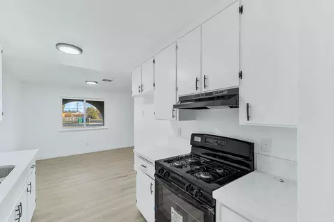 908 Gardner Ave, Corcoran, CA 93212 photo 17