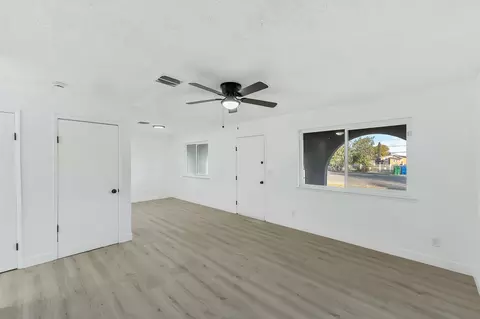 908 Gardner Ave, Corcoran, CA 93212 photo 9