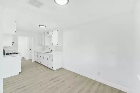 908 Gardner Ave, Corcoran, CA 93212 photo 10