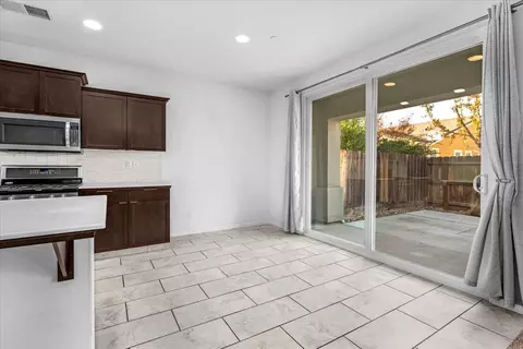 3469 Sussex Ave, Clovis, CA 93619 photo 11