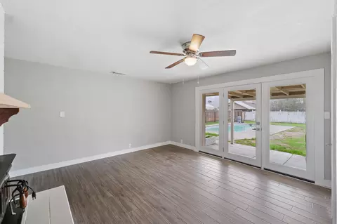 319 E Prosperity Ave, Tulare, CA 93274 photo 35