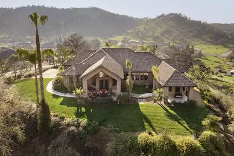 16435 Goat Ranch Rd, Springville, CA 93265