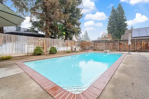 240 E Parkview Ave, Visalia, CA 93277 photo 52