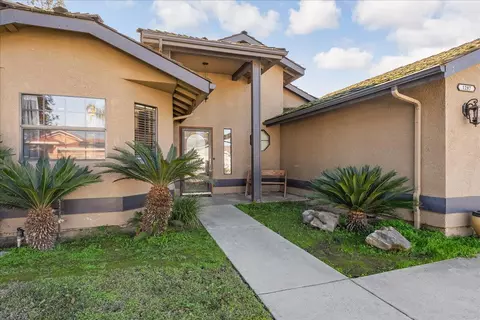1287 E Fairview Ave, Tulare, CA 93274 photo 6
