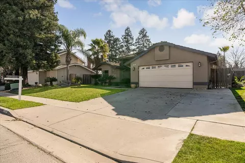 1287 E Fairview Ave, Tulare, CA 93274 photo 4