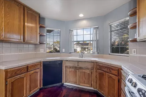 1287 E Fairview Ave, Tulare, CA 93274 photo 17