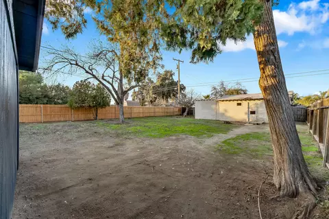 804 E Myrtle St, Hanford, CA 93230 photo 26