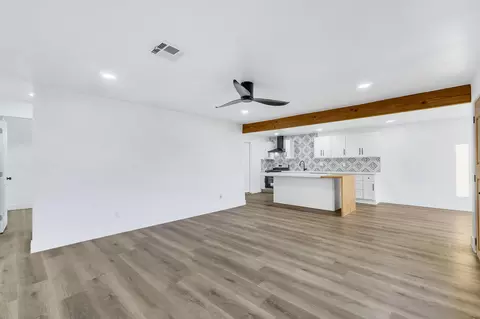 804 E Myrtle St, Hanford, CA 93230 photo 4