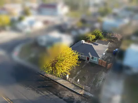 8413 Hall Rd, Lamont, CA 93241 photo 25