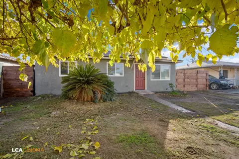 8413 Hall Rd, Lamont, CA 93241 photo 4
