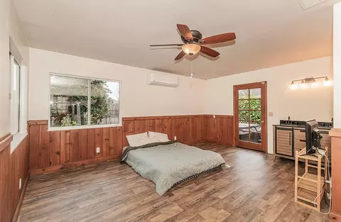 1429 W Iris Ave, Visalia, CA 93277 photo 16