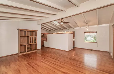1429 W Iris Ave, Visalia, CA 93277 photo 7