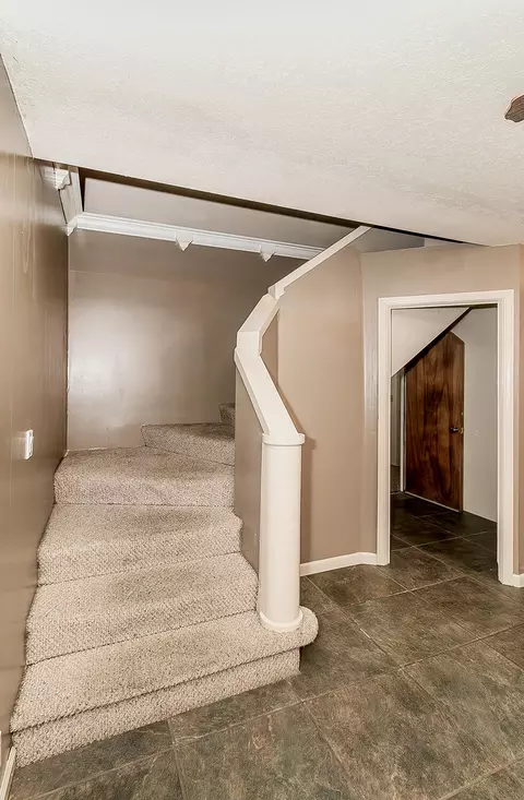 1429 W Iris Ave, Visalia, CA 93277 photo 30