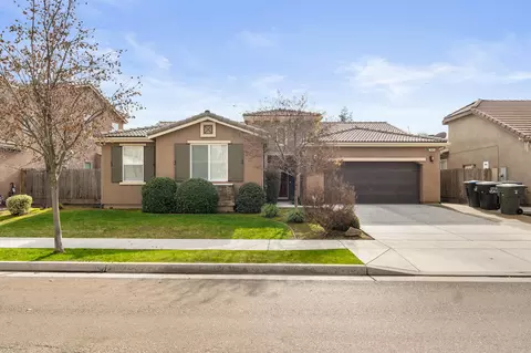 2615 W Sady Ct, Visalia, CA 93291