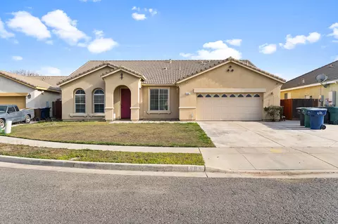 184 Andrews Cir, Tulare, CA 93274