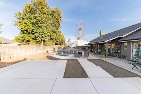 2734 E Feemster Ave, Visalia, CA 93292 photo 49