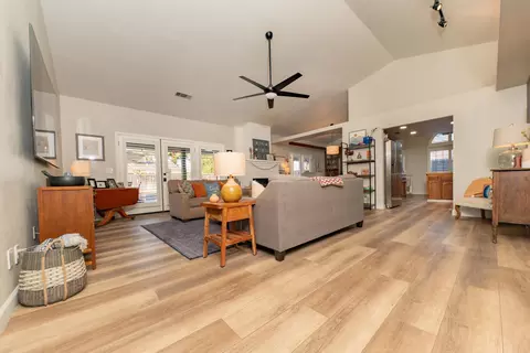 2734 E Feemster Ave, Visalia, CA 93292 photo 14