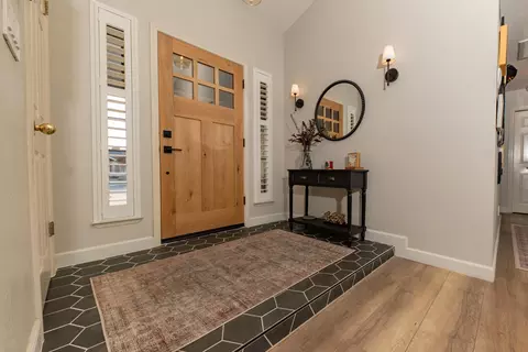 2734 E Feemster Ave, Visalia, CA 93292 photo 12