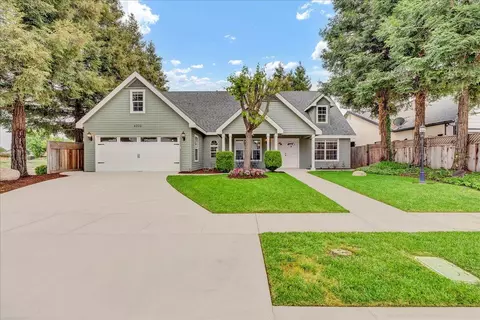 4202 S Chatham St, Visalia, CA 93277