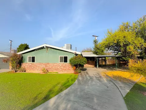 798 Sunset Dr, Lindsay, CA 93247