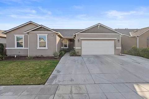 3315 Tradewinds Ave, Tulare, CA 93274
