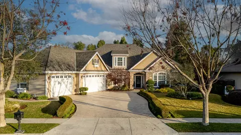 4634 W Harold Ave, Visalia, CA 93291