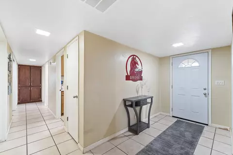 11863 Road 200, Porterville, CA 93257