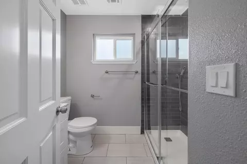 609 S Acacia Dr, Lemoore, CA 93245 photo 25