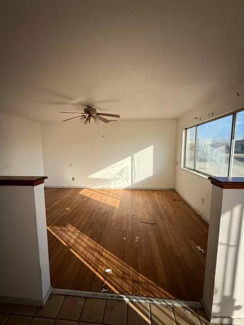 170 W Spring Ln, Lemoore, CA 93245 photo 6