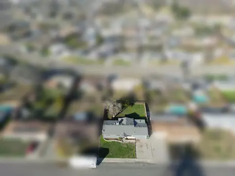 170 W Spring Ln, Lemoore, CA 93245 photo 22