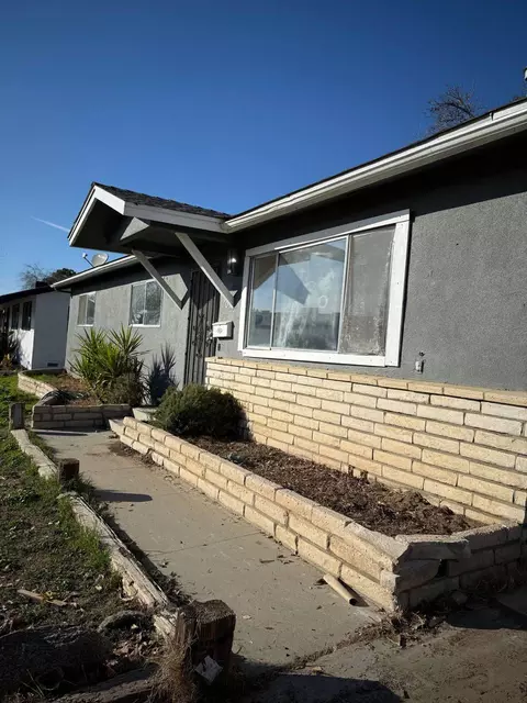 170 W Spring Ln, Lemoore, CA 93245 photo 3