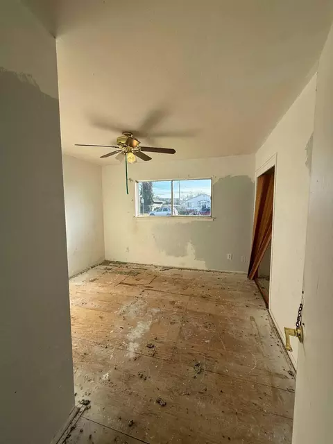 170 W Spring Ln, Lemoore, CA 93245 photo 17