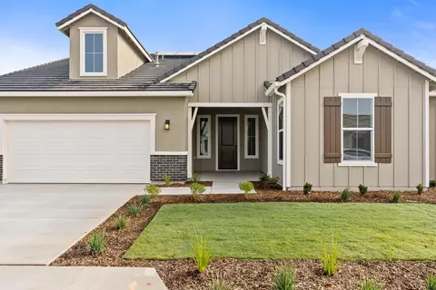 270 Hampton St, Tulare, CA 93274