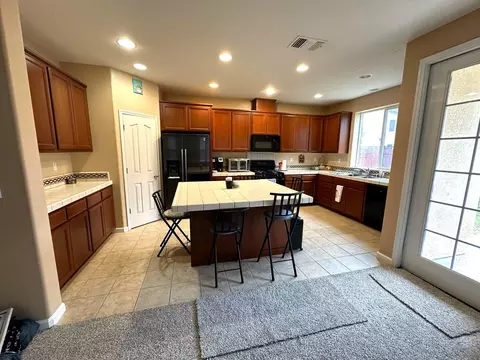 2364 Urdaneta Way, Merced, CA 95340 photo 6