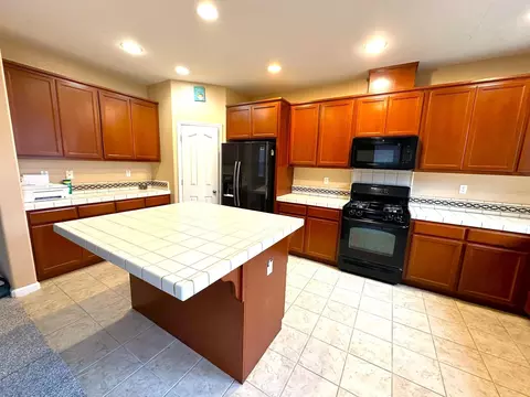 2364 Urdaneta Way, Merced, CA 95340 photo 10