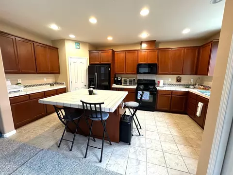 2364 Urdaneta Way, Merced, CA 95340 photo 8