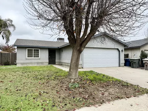 610 Dogwood Ave, Tulare, CA 93274