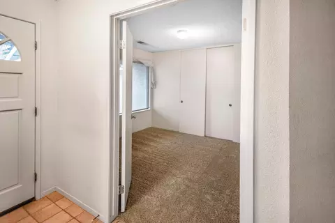 1925 E Vine Ave, Visalia, CA 93292 photo 16