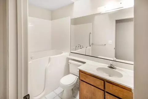 1925 E Vine Ave, Visalia, CA 93292 photo 18