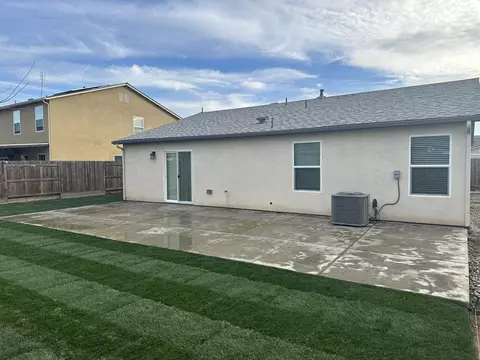 2224 Eldridge Ave, Tulare, CA 93274 photo 5