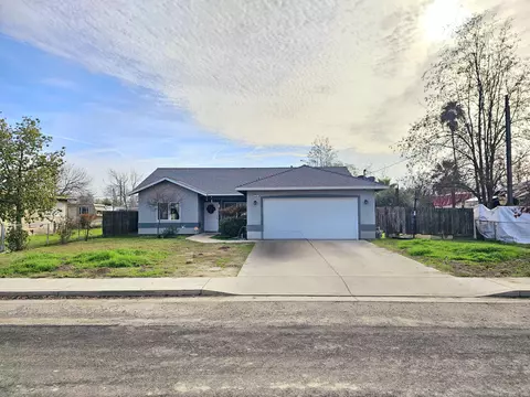 2741 Bethel Ave, Corcoran, CA 93212